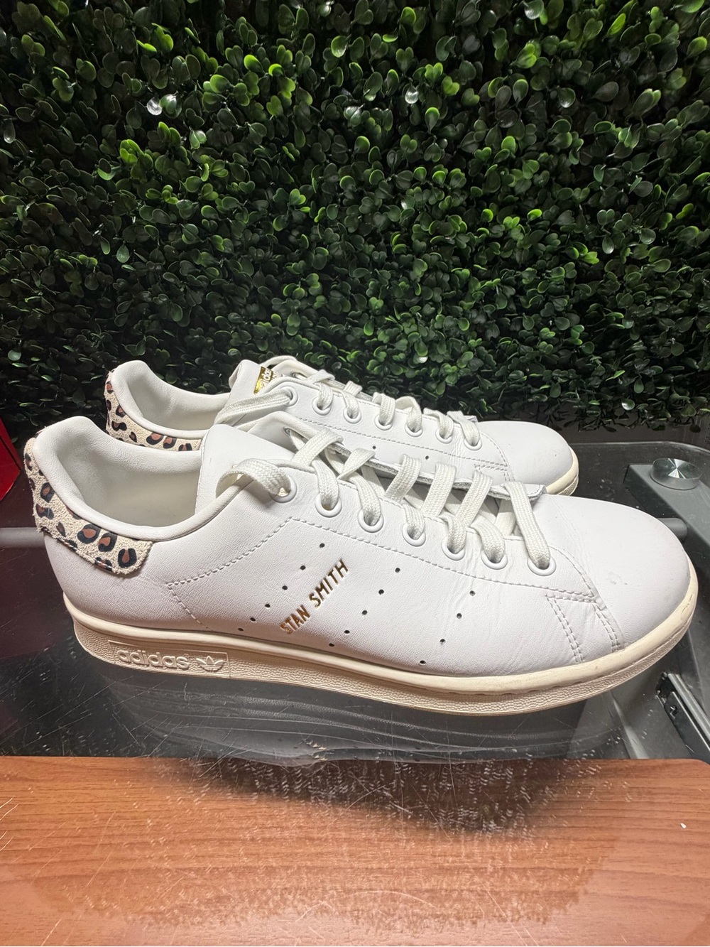 adidas White Stan Smith Sneakers with Leopard Heel Tab EUC - Picture 1 of 9